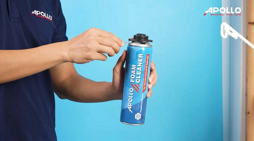 Sử dụng Apollo Foam Cleaner để loại bỏ hoàn toàn lớp keo bọt nở