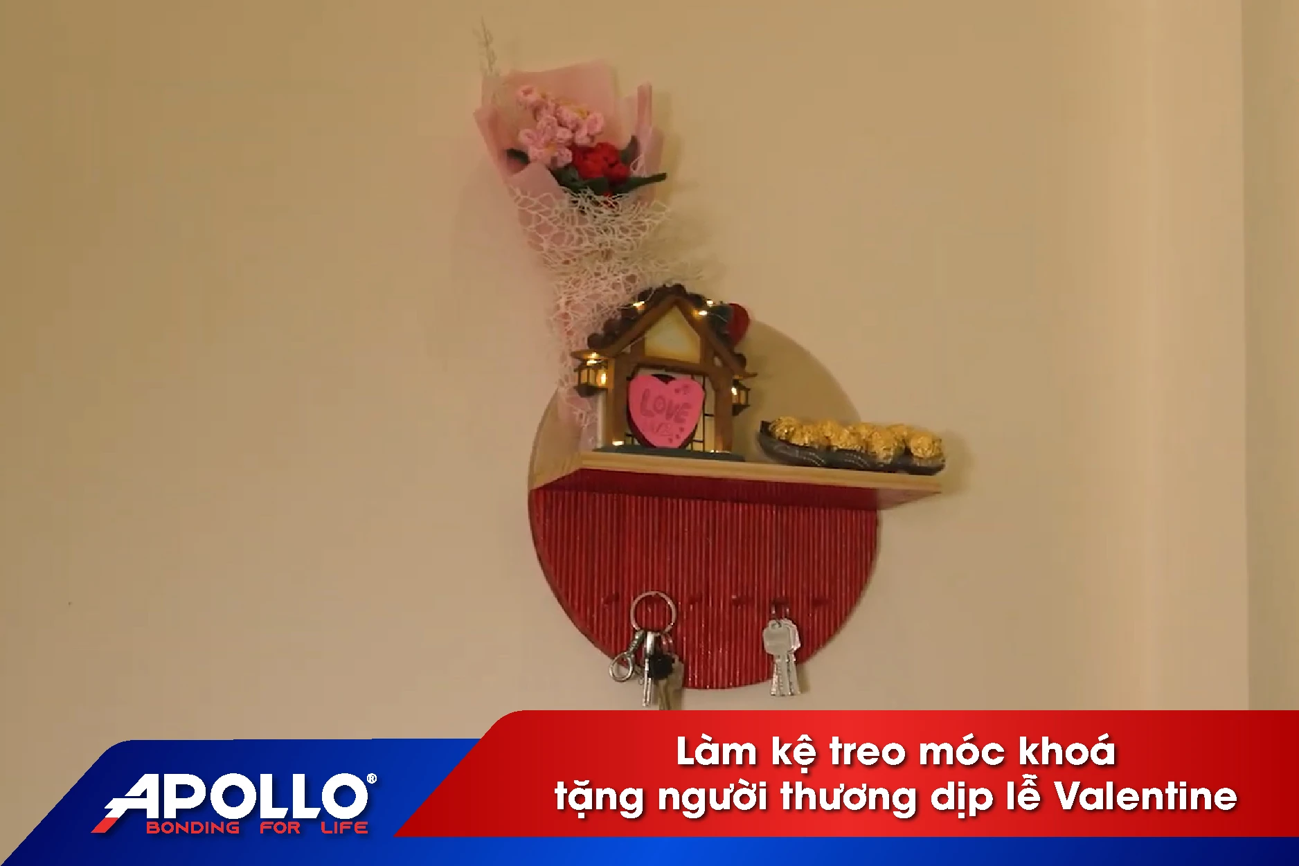 Cách làm kệ treo móc khóa tặng người thương dịp lễ Valentine