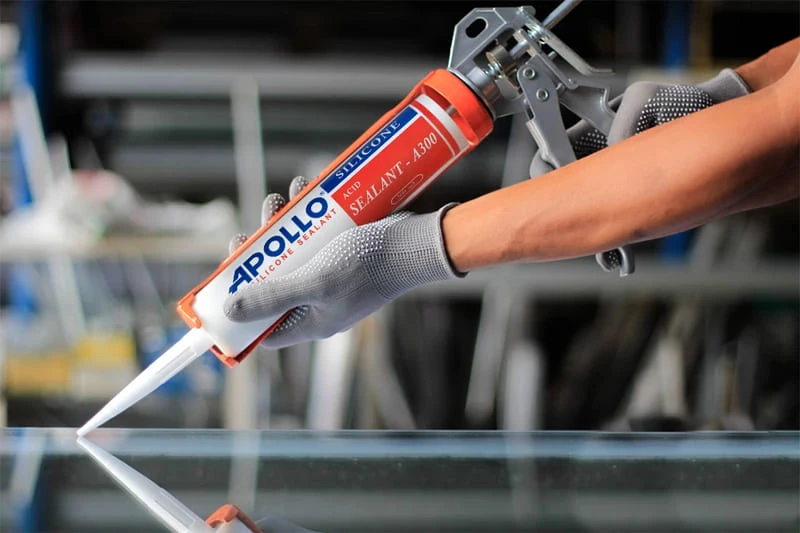 Súng bắn keo silicon bằng tay có cấu tạo khá đơn giản