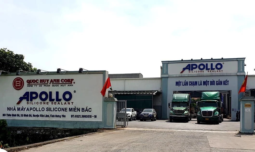 Keo silicone sau khi hoàn thiện sẽ được đóng vào thùng carton và xếp pallet để vận chuyển đến kho hoặc phân phối ra thị trường