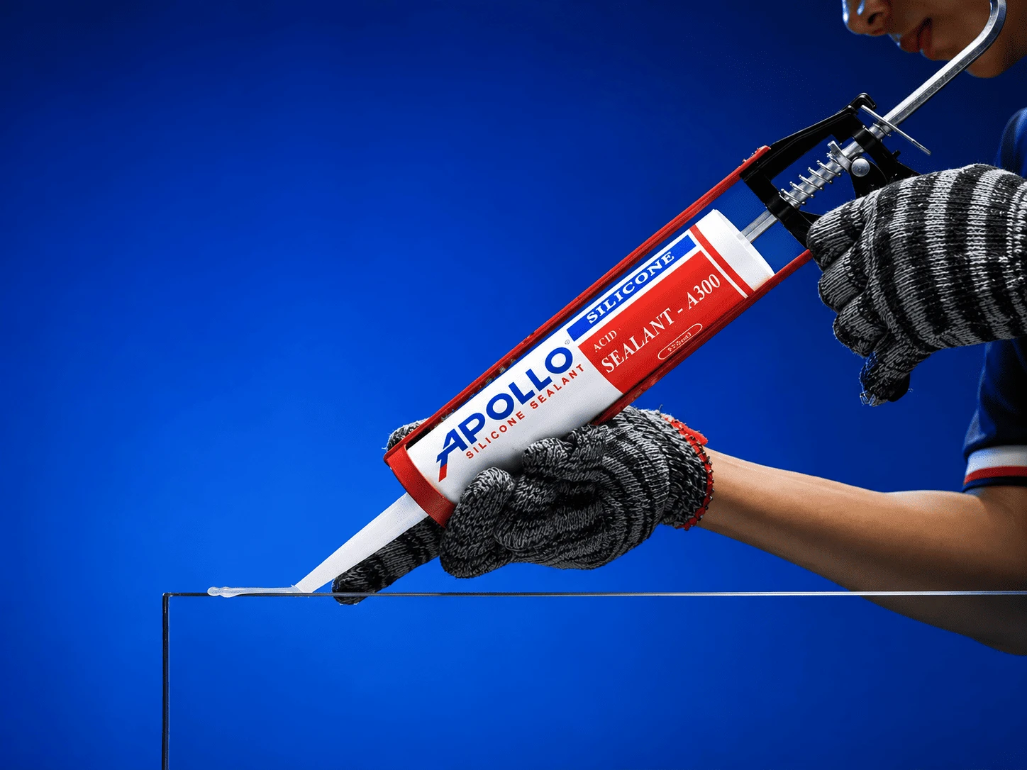 Apollo Silicone Sealant A300 - Vua keo kính - là sản phẩm nổi bật nhất trong các dòng chất trám silicone một thành phần lưu hoá axit của Apollo Silicone.