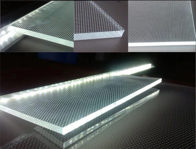 Tấm mica lấy sáng thường là mica trong suốt là vật liệu nhựa PMMA bề mặt phẳng bóng, truyền sáng cao