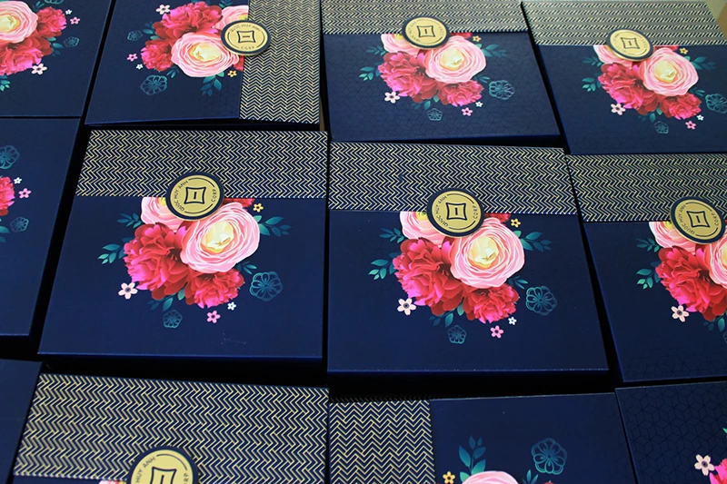 Quoc Huy Anh Corp sent lovely mooncakes boxes for VIP customers