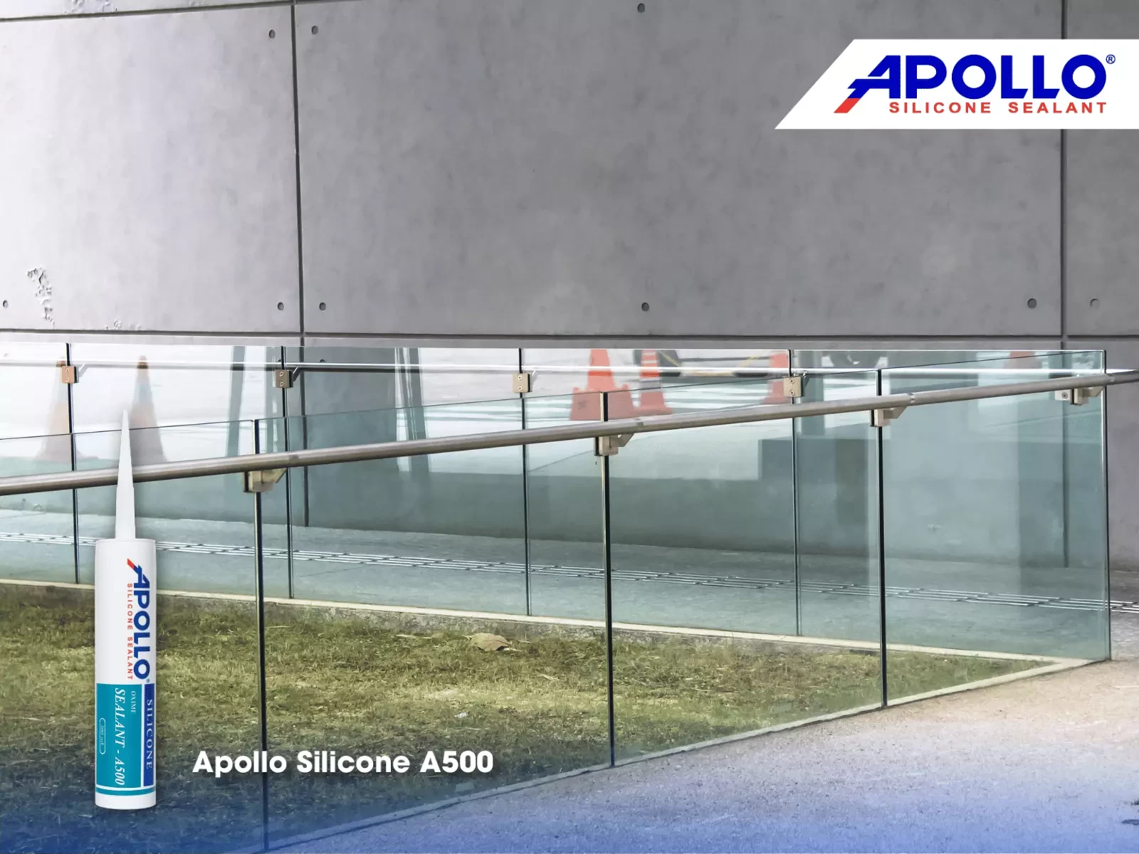 Một trong số các sản phẩm được nhiều người đánh giá cao là Apollo Silicone A300 - Vua keo kính.